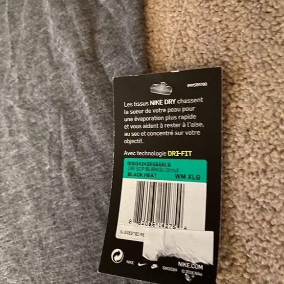 Women’s SF Giants XL Nike Shirt - Picture 3 of 3